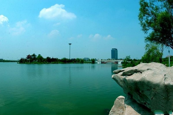 荟萃湖