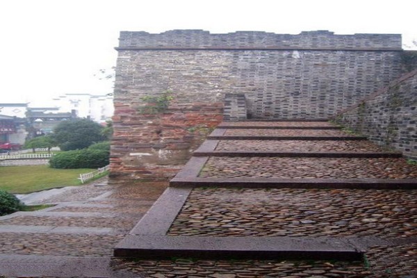 城墙台阶